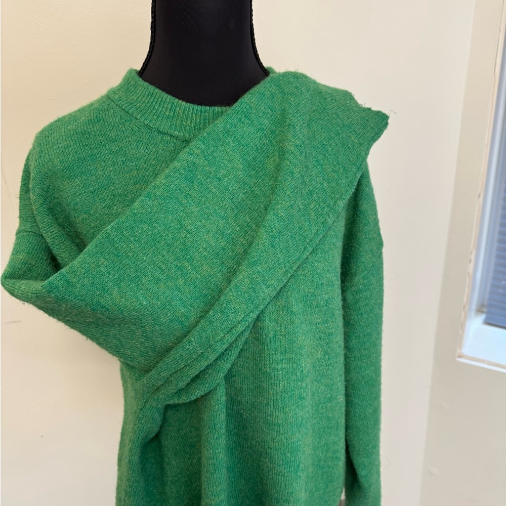 H&M Green Women's Sweater Medium - Picture 3 of 5